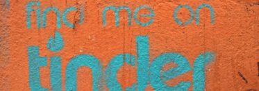 What to write in your Tinder bio